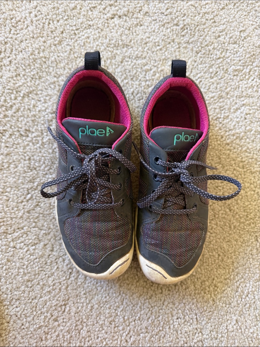 PLAE Kids Gray Sneakers with Pink Lining